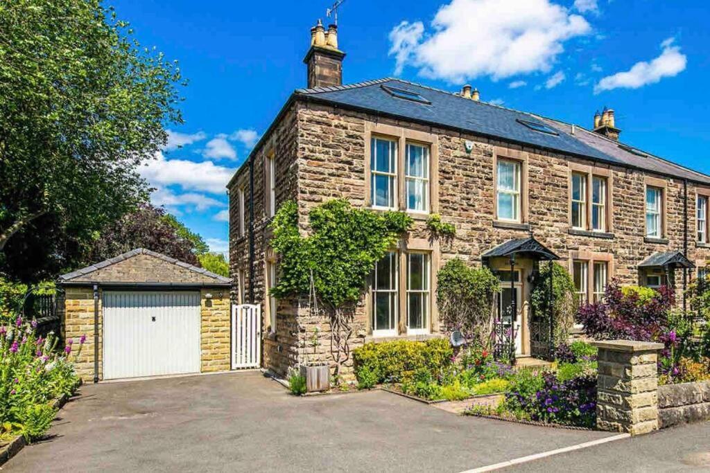 Lynwood - Victorian In The Peak District Holiday home *