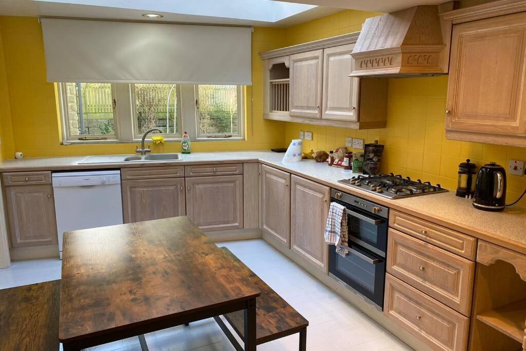 Holiday home Lynwood - Victorian In The Peak District *
